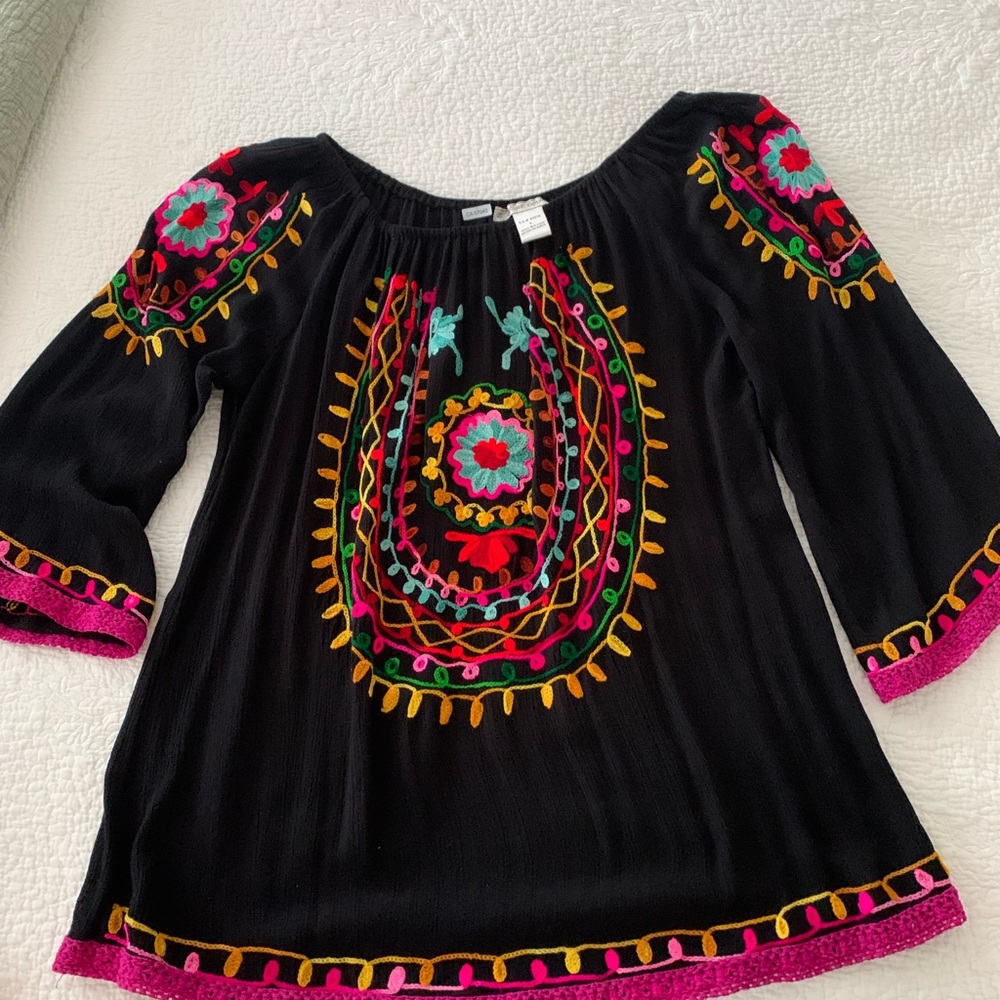 Embroidery Relaxed Blouse ( New without tags)